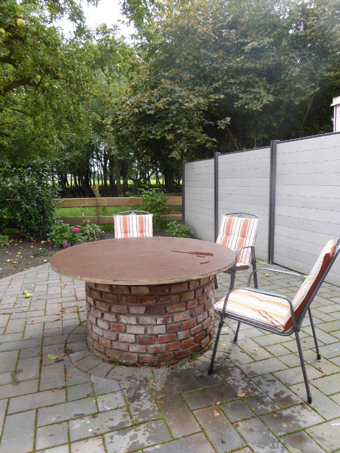 Ferienwohnung Gulf Im Gulfhof Am Kanal Grossefehn エクステリア 写真